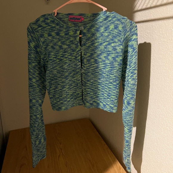 Edikted Sweater Crop Top - Picture 3 of 4